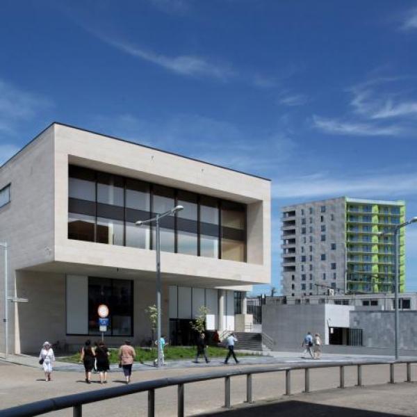 Energie-efficiënt gebouw(Dirk Boutsgebouw, Vlaams Adminstratief Centrum (VAC) Leuven)