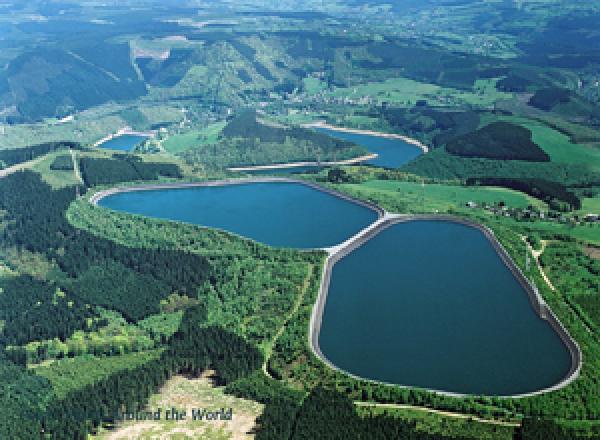 Waterkrachtenergie(Coo-Trois-Ponts Hydroelectric Power Station)